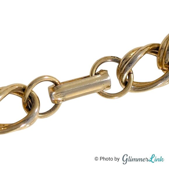 Vintage Curb Link White Faux Pearl Mid Century Gold Tone Bracelet - Picture 7 of 10